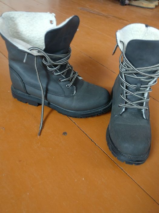 Черевики ботинки жіночі