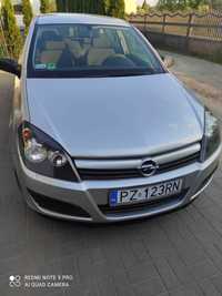 Opel Astra 2004   1.4 benzyna
