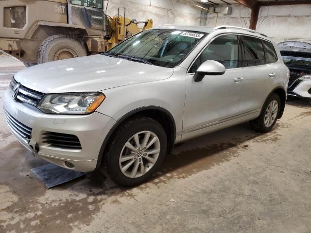 Volkswagen Touareg v6 2014 рік