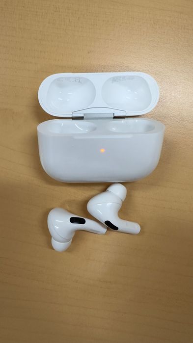 Apple AirPods Pro Original.