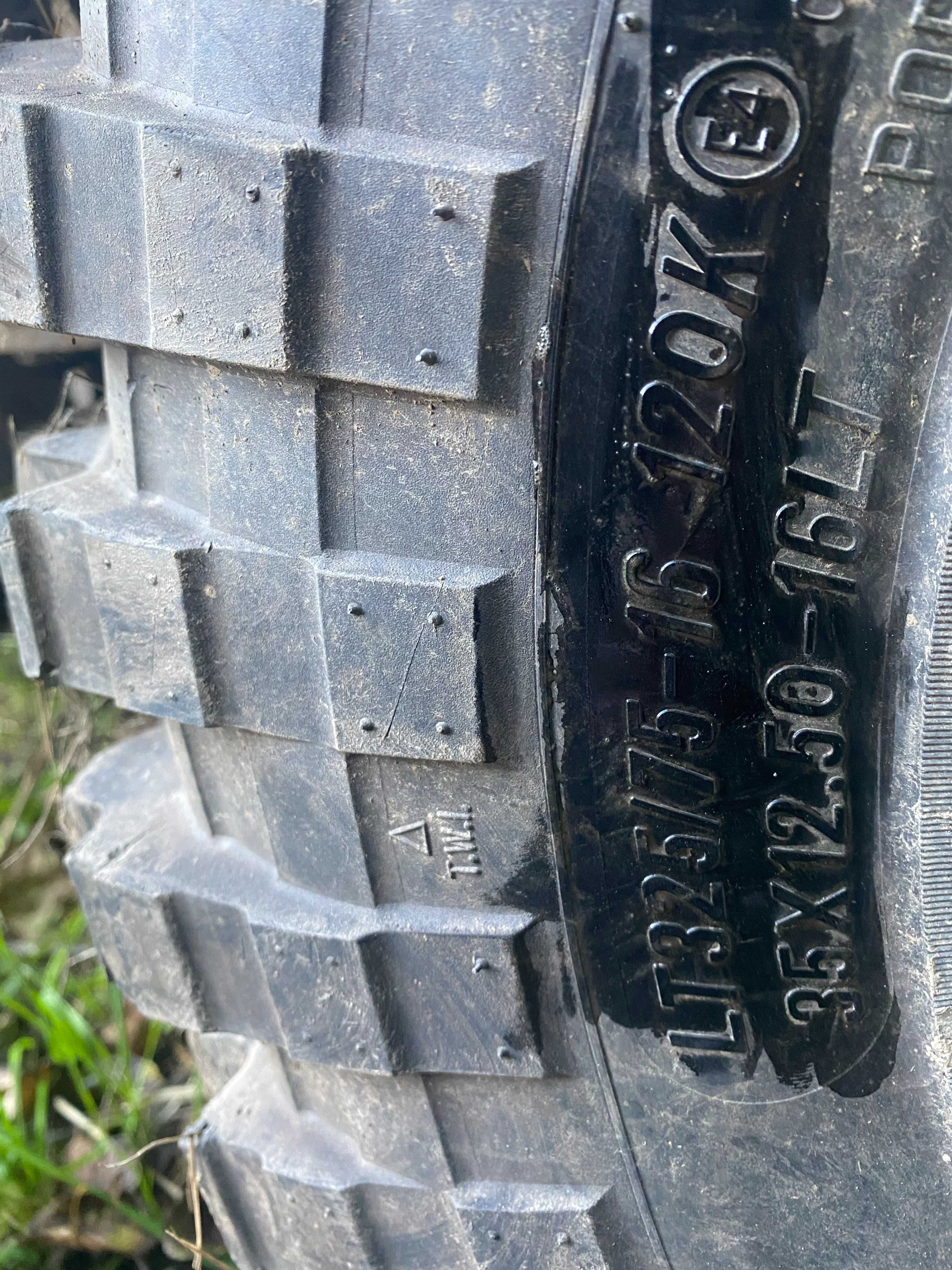 Шини Резина Колеса 35 12,5 16 MAXXIS Trepador M8060 б/у