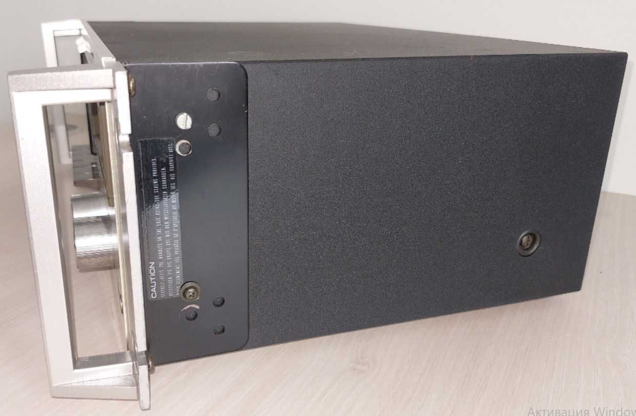 Касетна дека Akai CS-703D