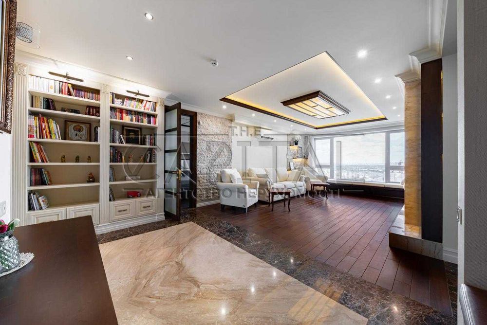 ОРЕНДА Бізнес-клас на висоті: стильна 3-к 108м2 з авторським ремонтом