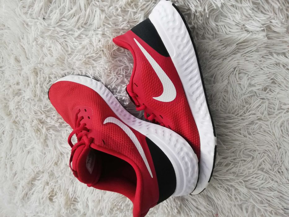 buty Nike 43 Nike Revolution 43 BQ3204  600 czerwone