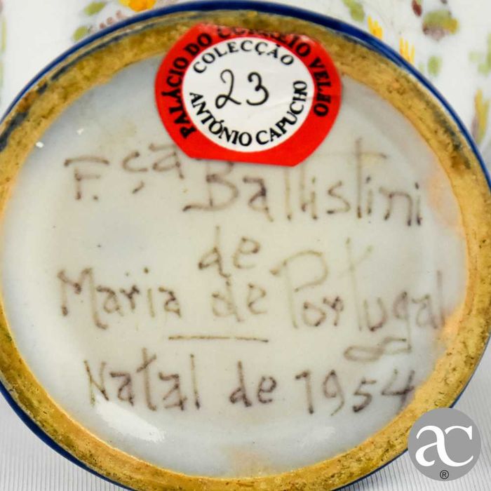 Jarra em faiança Battistini “Natal de 1954”, Colecção António Capucho