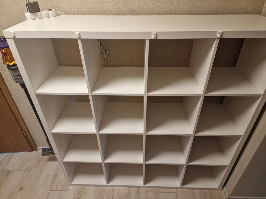 Sprzedam regał na książki