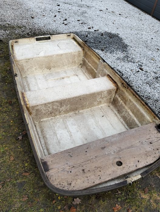 Łódka wędkarska 2,5m