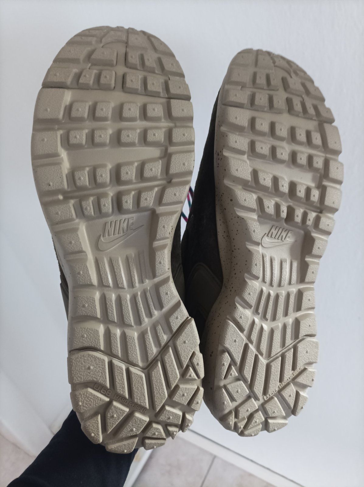 фирменные кроссовки   Nike   30 см