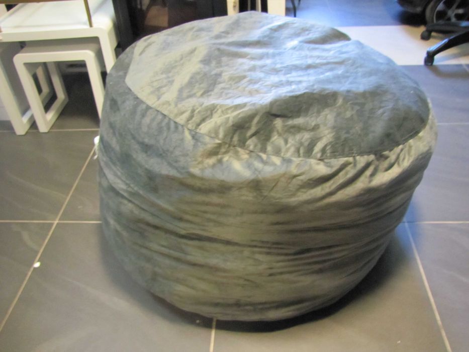 Pufa worek do siedzenia z pianki szary Sofa Sack welurowy