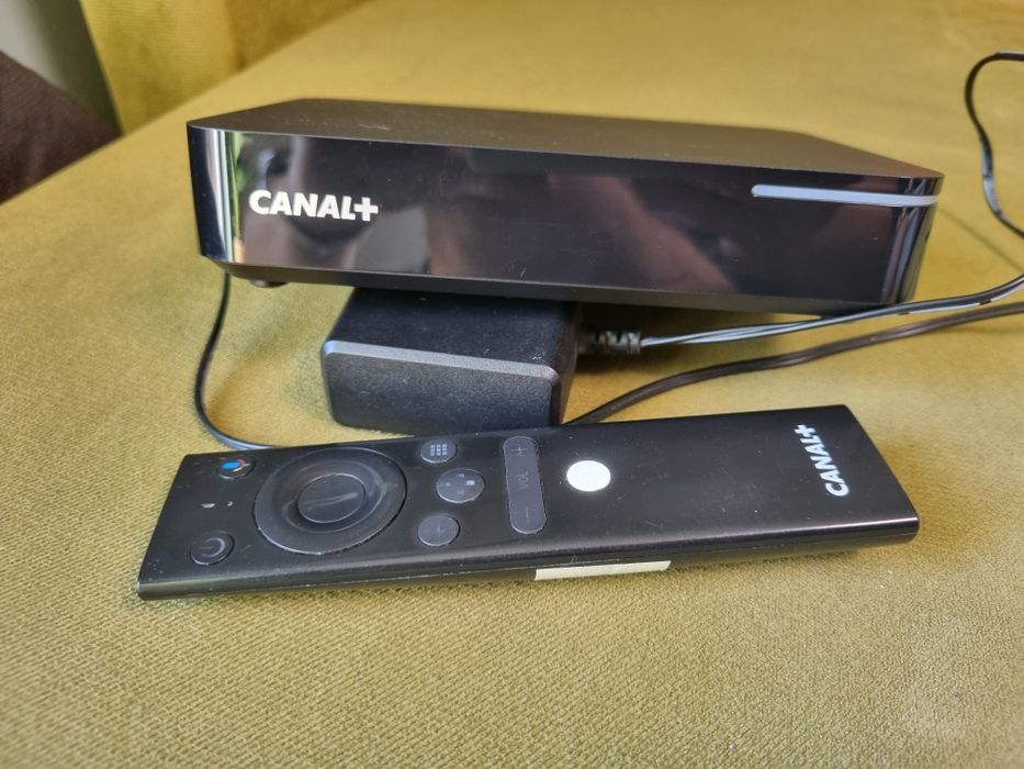 Canal+ Box 4K HY4001 Android TV Netflix DVBT-2