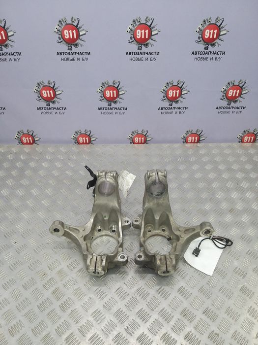 Поворотний кулак лівий/правий на Infiniti QX50 J55 2018+