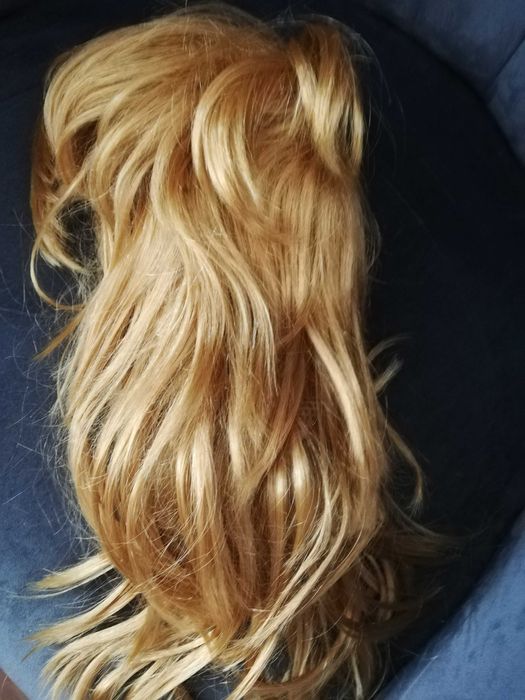 Peruka na bal maskowy/przebierańców