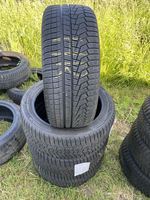 Komplet opon zimowych 225/45 R18 Hankook