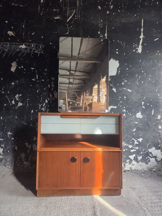 Toaletka  art deco vintage  Czechosłowacja vintage