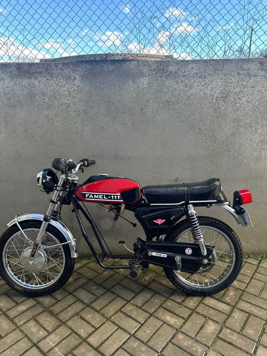 Famel zundapp  111 toda restaurada (doc unico)