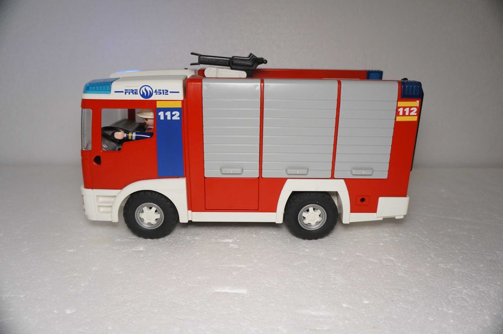 Playmobil 1066  Wóz Straży Pożarnej Straż Światło  Playmobile