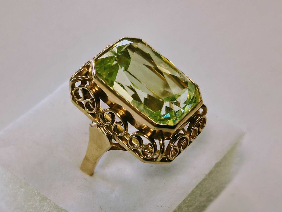 Złoty pierścionek | 585 | 9,14 g | r. 16 | używany