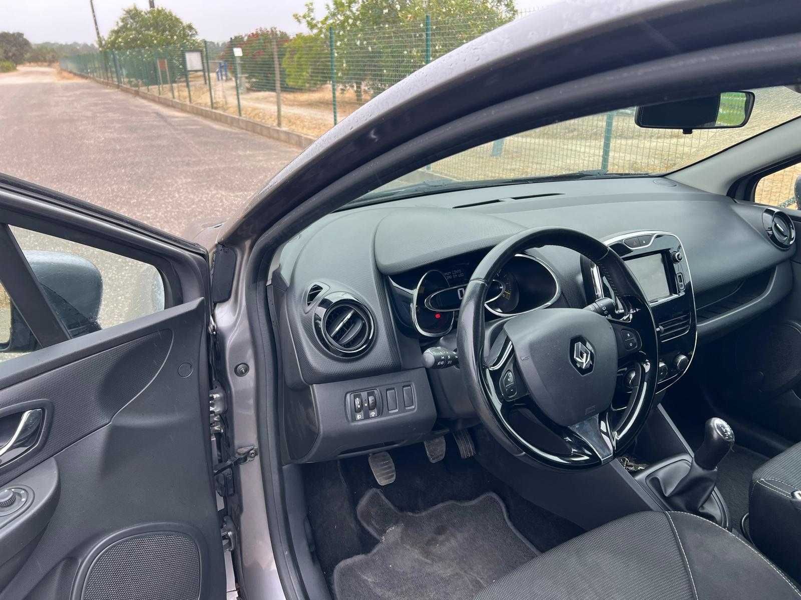 Renault Clio Tourer