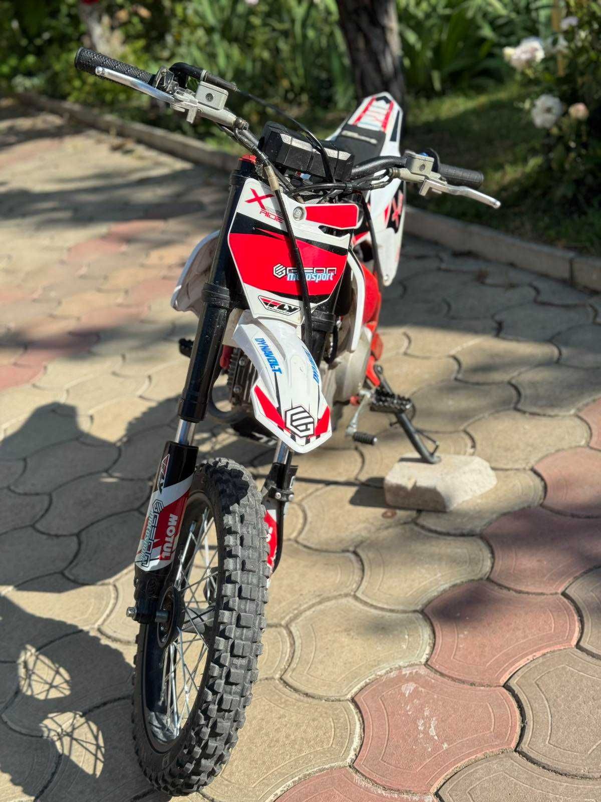 Пітбайк дитячий мінікрос geon x ride 110