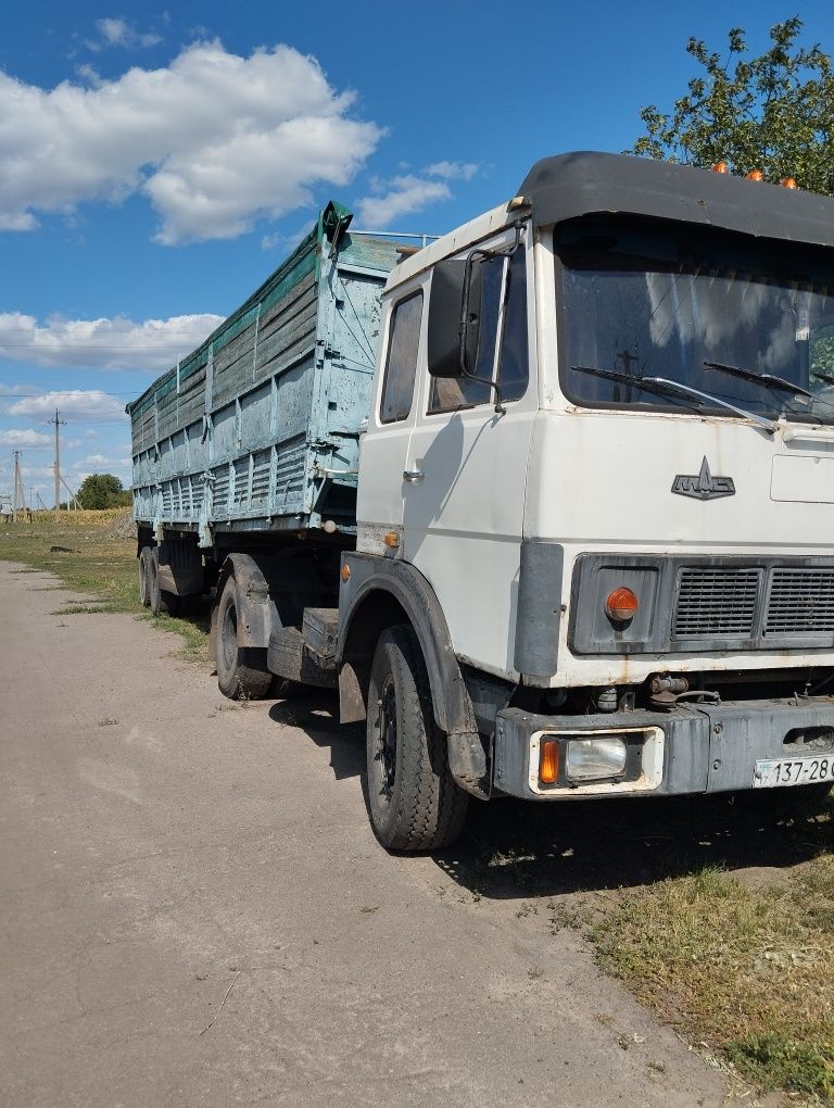 Продам Маз54323 з полуприцепом