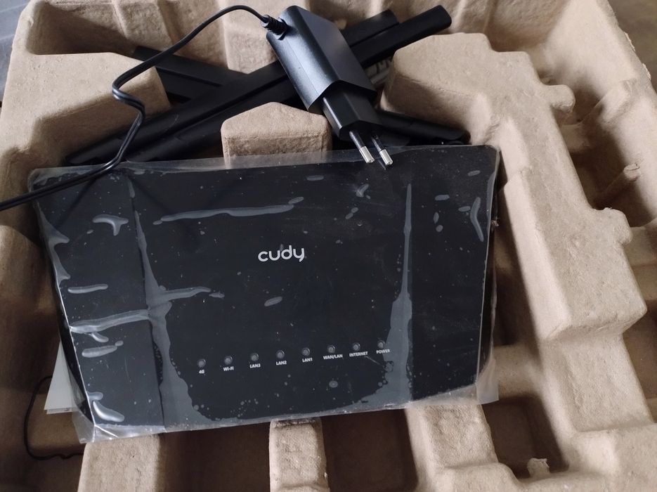Router Cudy LT400