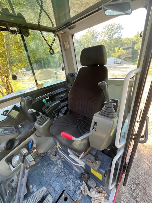 Міні-ескаватор Takeuchi 8т 2013р