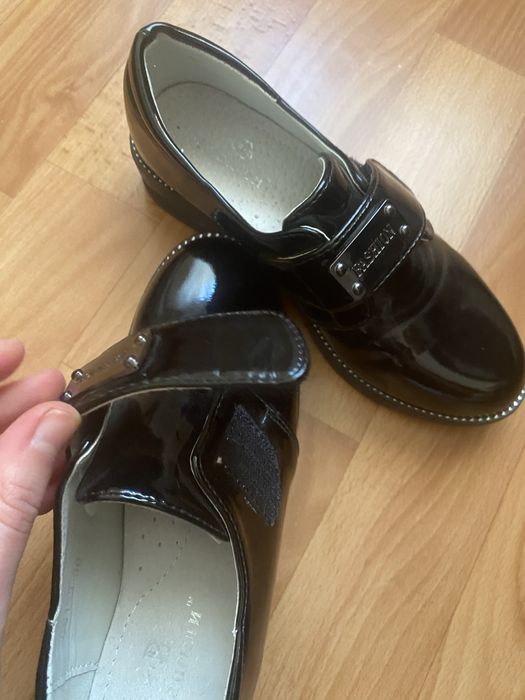 Туфлі дитячі чорні 30 розмір