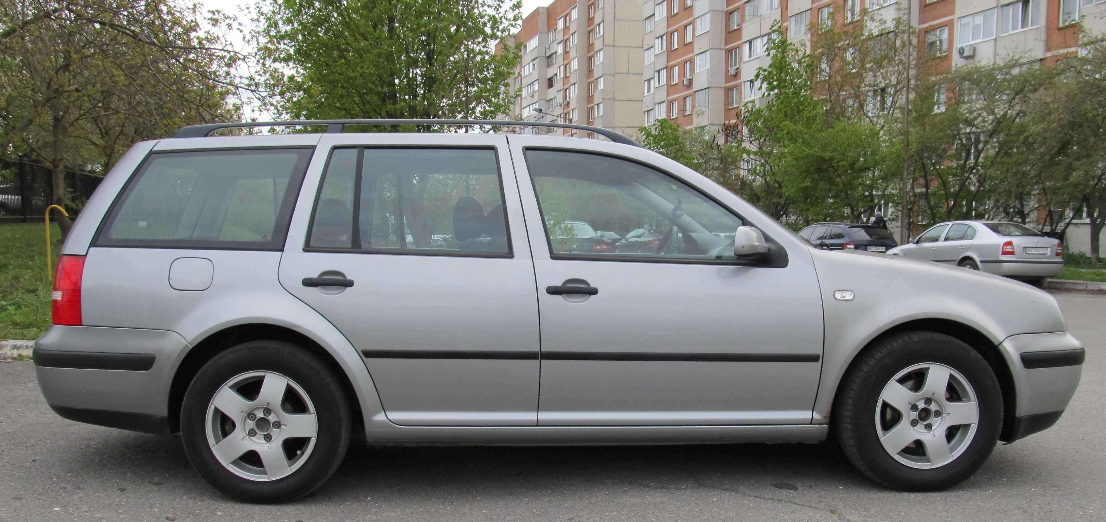 Volkswagen Golf4 2003 року 4150$