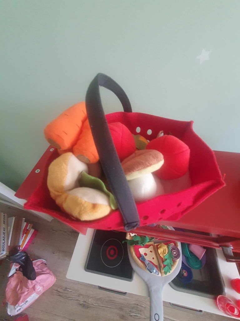 Kuchnia zabawkowa Ikea idealna na dzień dziecka