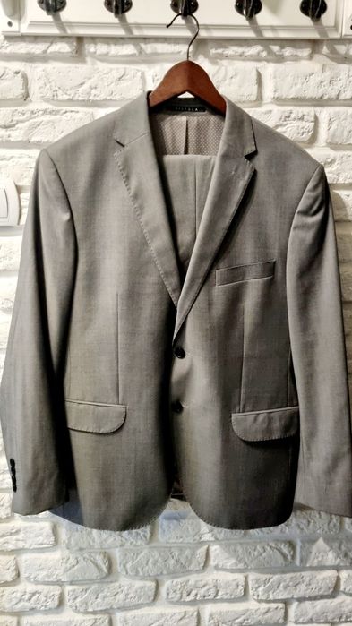 Garnitur szary Vistula 56 L 182/112/98 (100) Super Slim