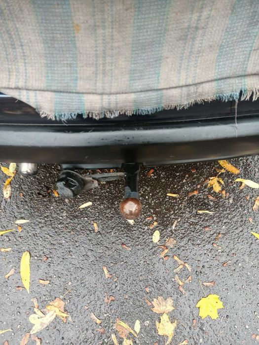 Автомобіль Audi 80