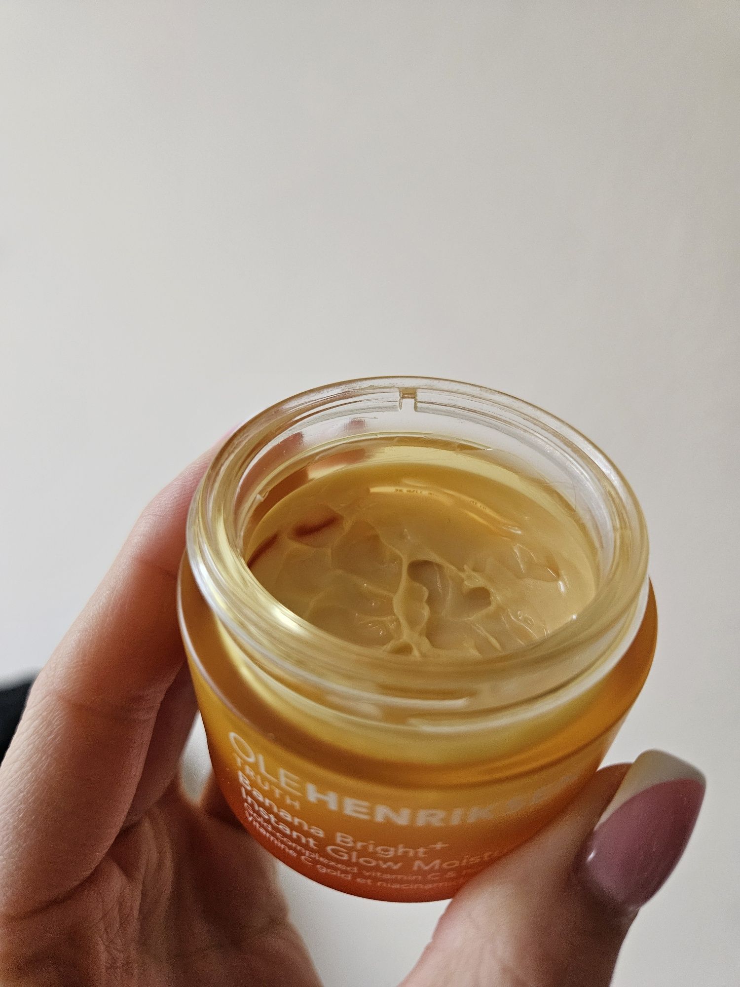 Ole Henriksen Truth Banana Bright + Instant Glow Moisturizer