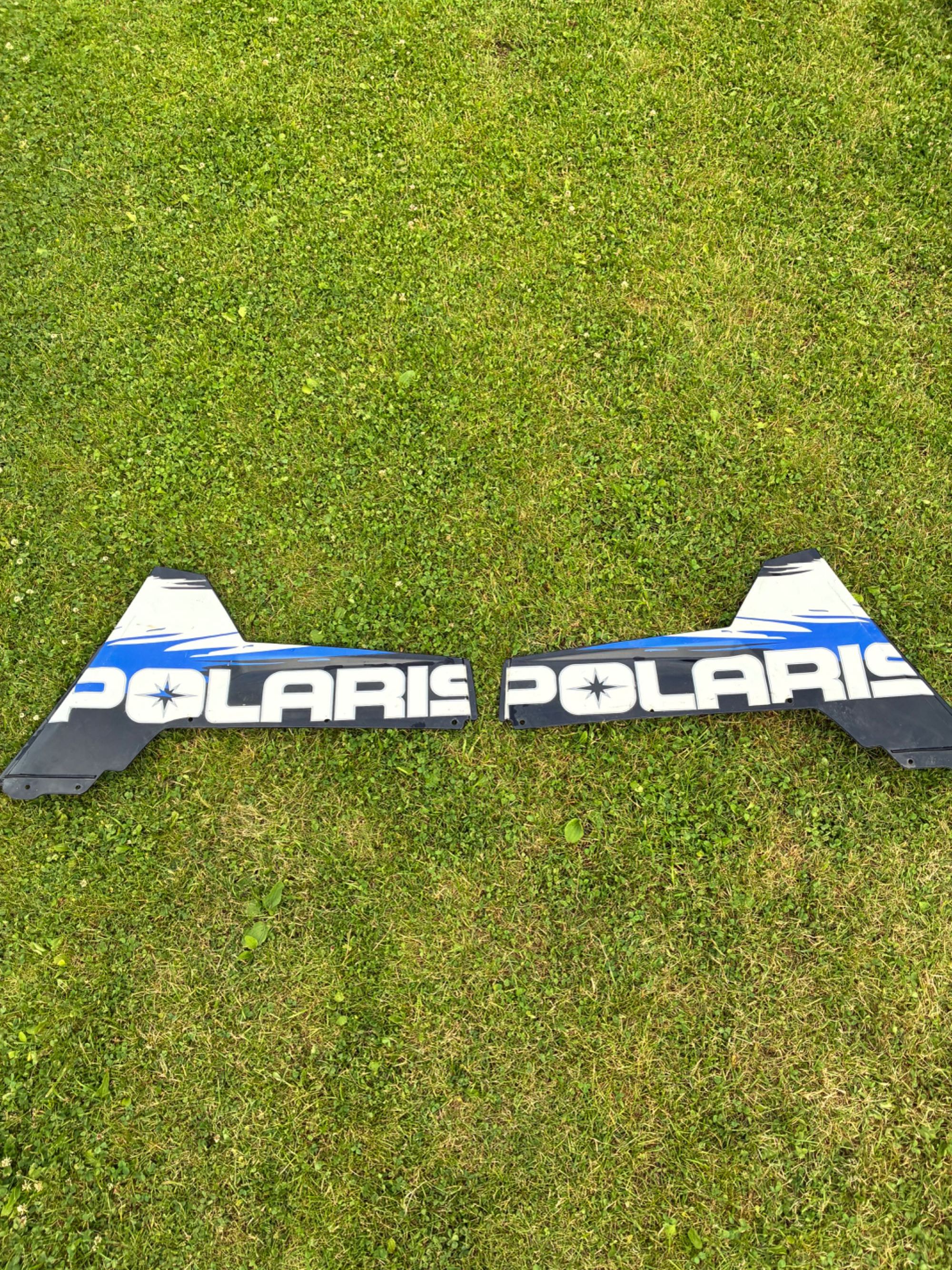 Błotnik nadkole plastik polaris rzr 800 ranger