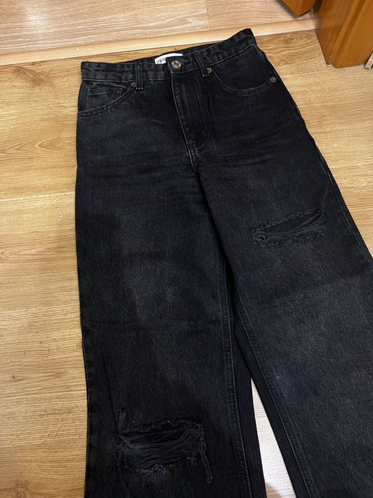 Джинсы zara с дырками