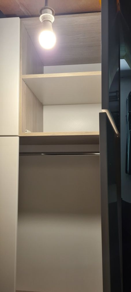 Meble do salonu, komplet lub pojedynczo, kolor biały połysk