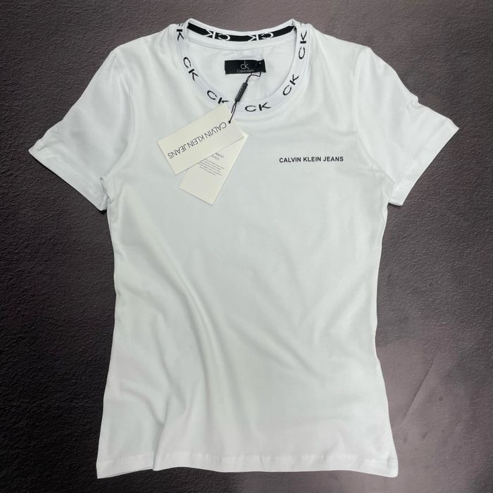 ЦЕНА БЫЛА 1400! Женская футболка Calvin Klein белая майка Кельвин люкс