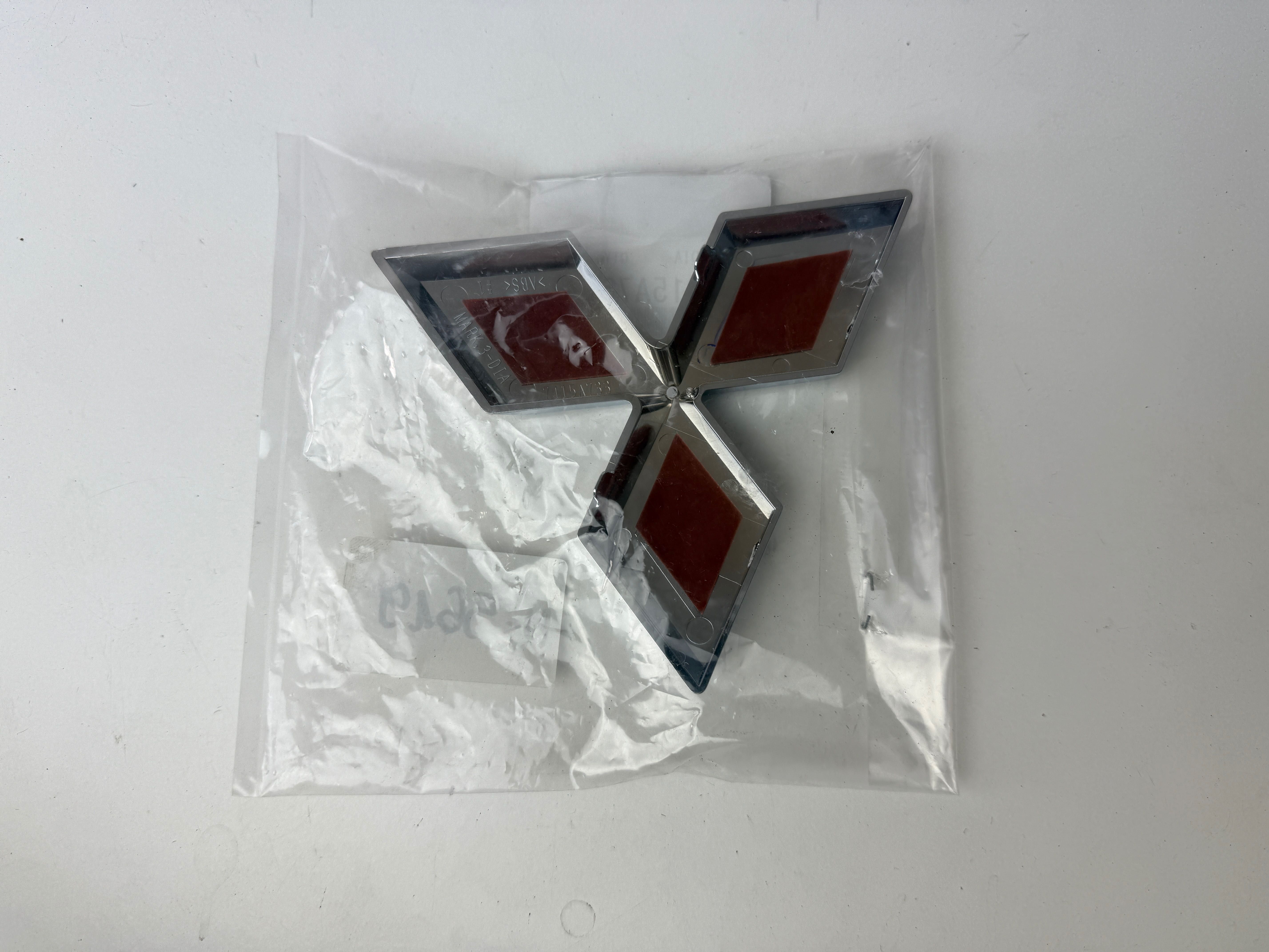 Mitsubishi Eclipse Cross 21- ASX 19- Emblemat Logo Lift 21-25