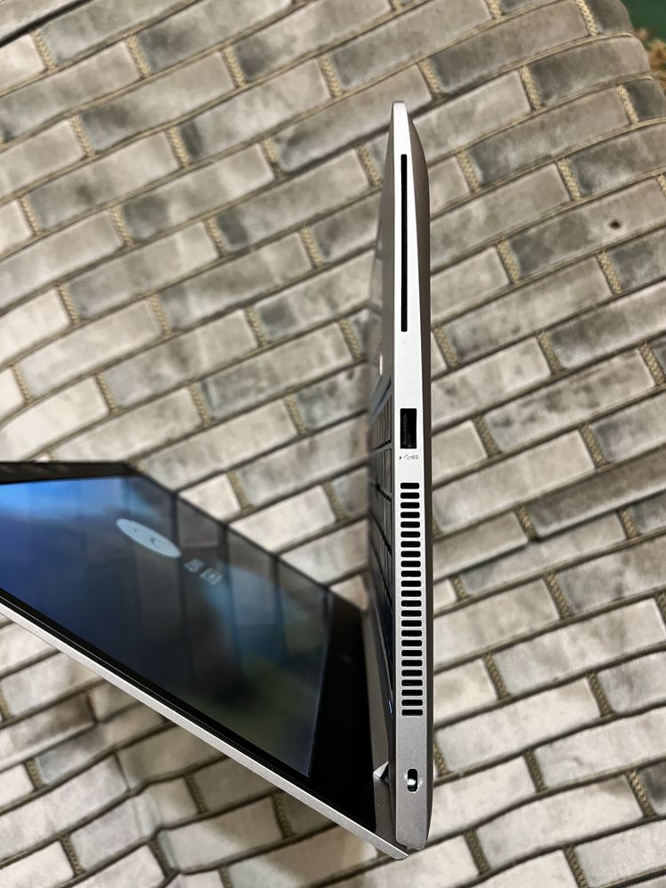 HP Elite Book intel i7 840 G5