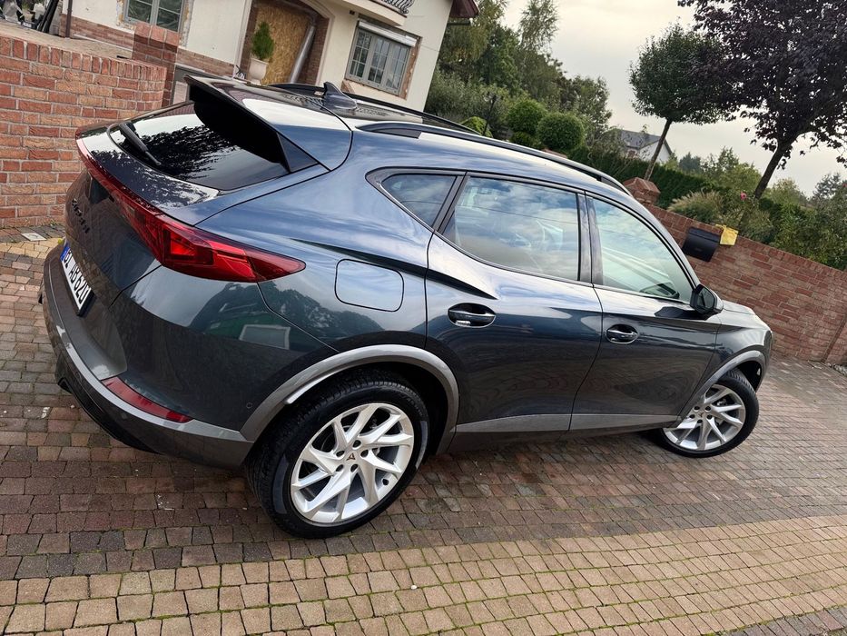 Cupra Formentor Kamera Cofania Skórzana Tapicera Pełny serwis