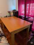 Mesa de jantar 1.60 x 1.00 de madeira