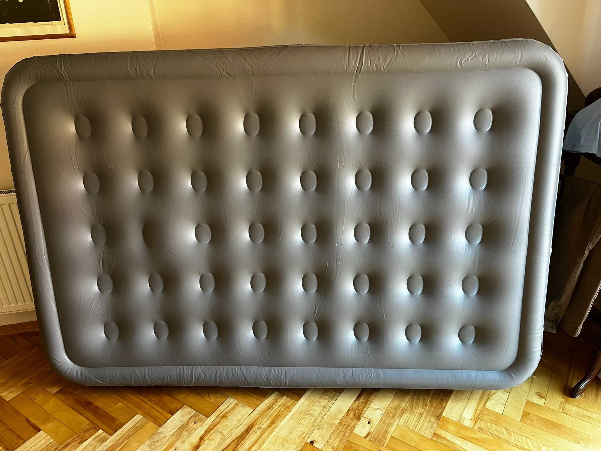 Materac dmuchany Outwell Excellent Double + Pompka elektyczna INTEX