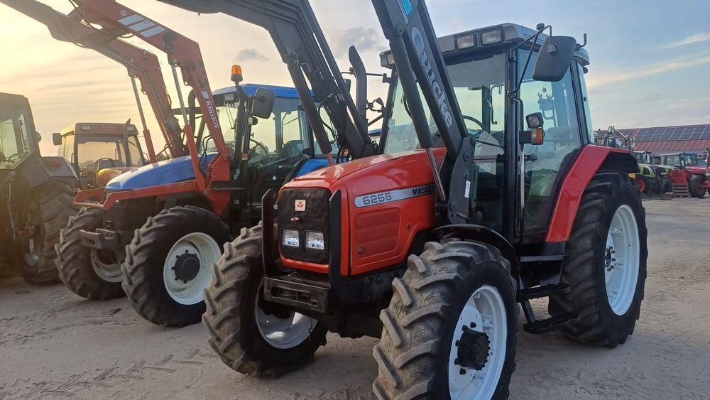 Massey Ferguson 6255 orginał ładowacz sprowadzony Celtis 446 ,456 cs86