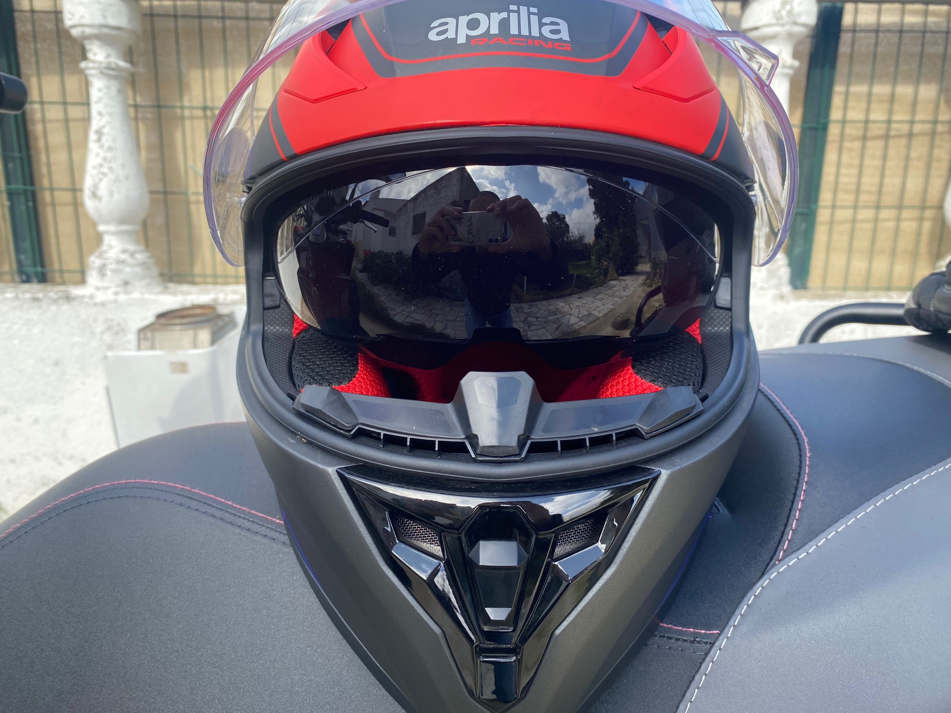 Capacete Aprilia