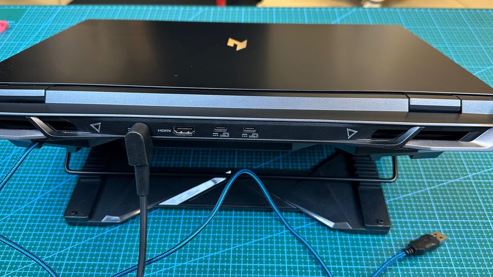 Acer Nitro 17 - Ryzen 7 8845HS 17,3'' 64GB 2TB  Win11 RTX 4070