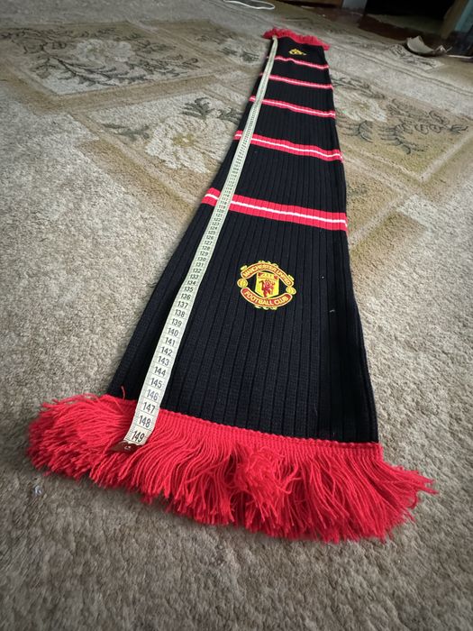Шарф футбольного клубу Manchester Unated