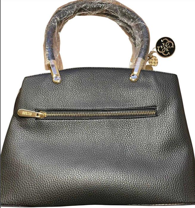 Продаю 3 нові чорні жіночі сумки. Ціна 330 грн кожна + доставка.