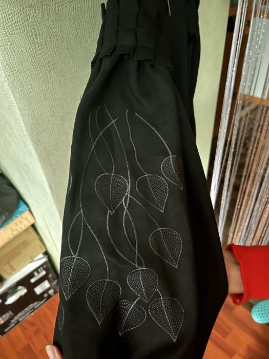 Замшева сукня з вишивкою нова з бірочкою