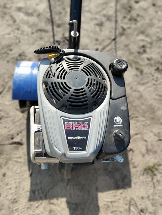 Glebogryzarka Firmy Lux