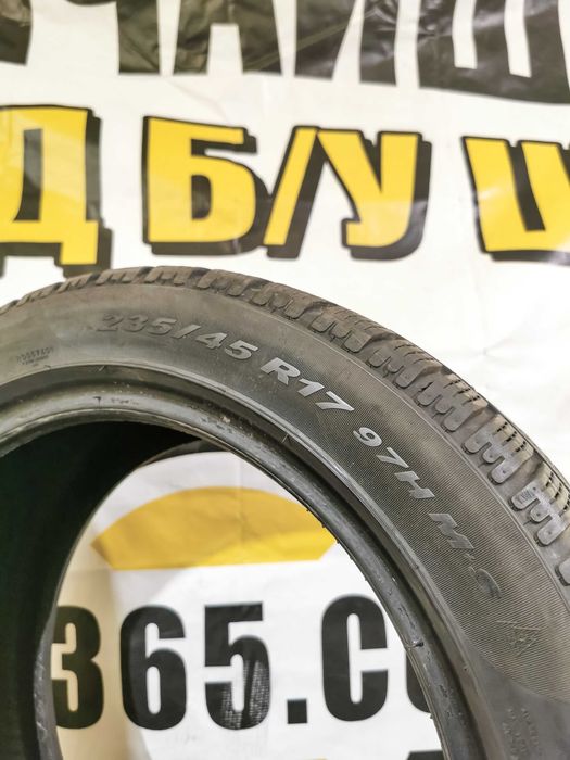 Резина 235/45 R17 Pirelli Sottozero 3 Зима Комплект Z17-137
