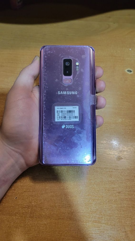 Продам Samsung S9+